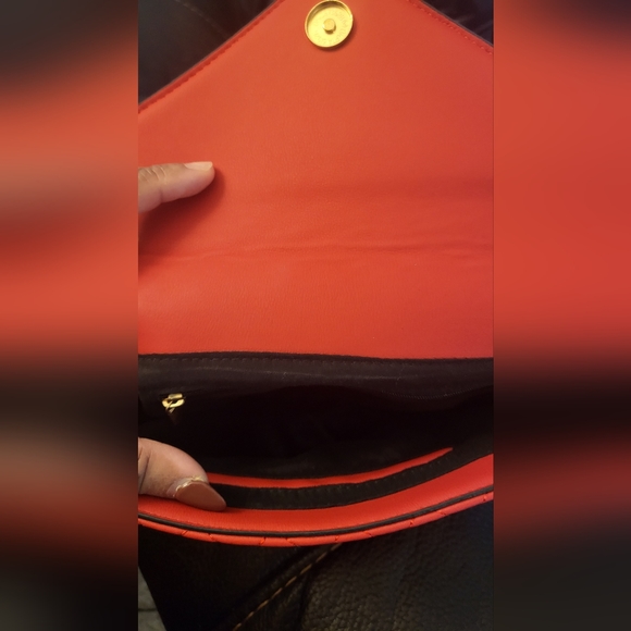 Brand new ladies' medium-sized red leather shoulder purse - Picture 3 of 4